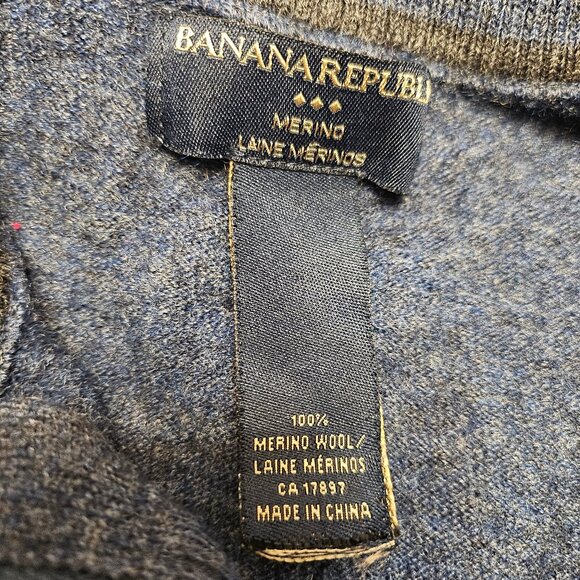 Banana Republic Men's Navy Blue 100% Merino Sweater Size: S - Picture 8 of 9